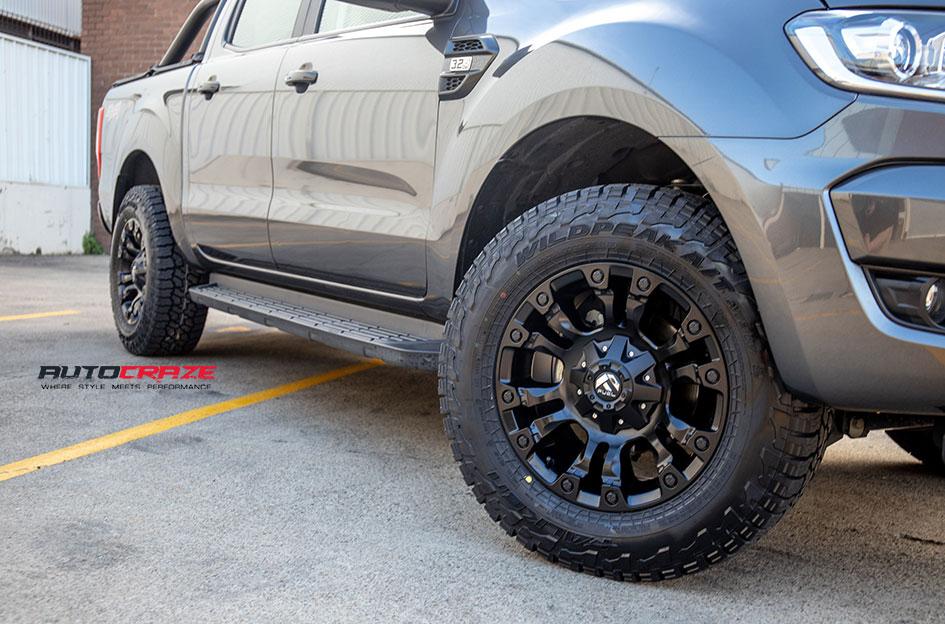FORD-RANGER-VAPOR-MATTE-BLACK